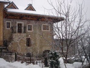Side of chalet