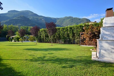 VILLA FLORENCE  LUXURY  RELAIS 24H SERVICE PRIVATE CHEF and Breakfast Included 