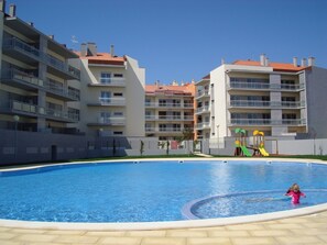 The largest pool in Sao Martinho do Porto with toddler pool and playground too.