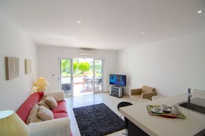 Open Plan Sitting Room