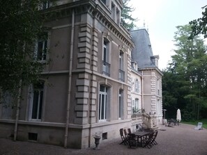 Gästeterrasse zum Schlosspark