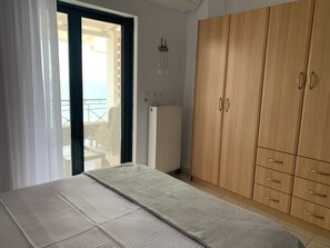 1st bedroom