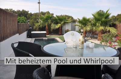 Modern bungalow with heated pool, 50m from the sea - whirlpool -