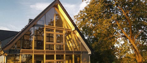 KUNSTHAUS
WÄLDCHEN
Loggia