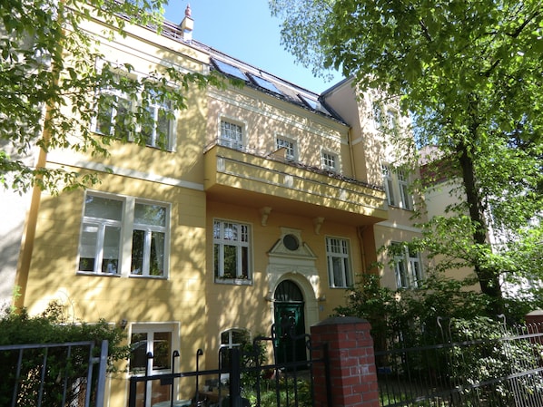 Hausansicht Kadettenweg 73