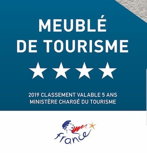 Classement du meublé 4 étoiles , 
Ministère du Tourisme Français