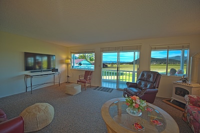 Maplehurst Farm Guest House Top Floor, Spectacular Views Of Mt Baker/Farmland