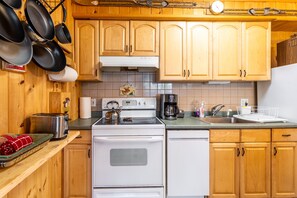 Fully equipped kitchen for preparing gourmet meals