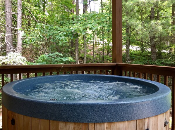 Bain à remous extérieur