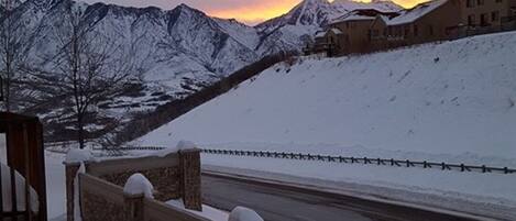 Sunrise -Mountain view in the winter