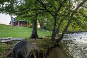 The Cabin and the River (1)