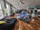 Huge living room! 70" Roku TV, WiFi, Internet channels & surround sound stereo