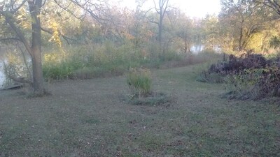  Private river in the back yard - Guest Apartment