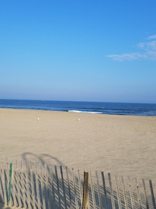 Dream Waterfront Getaway 5 minutes to LBI Beaches