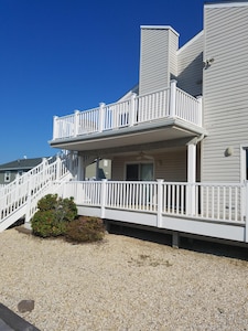 Dream Waterfront Getaway 5 minutes to LBI Beaches