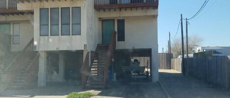 Street view of the condo 