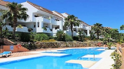 Comfortable apartment in a residence with 5 swimming pools and free WIFI!