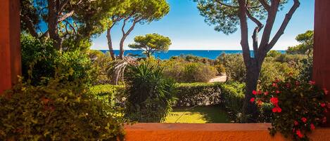 Terrazza panoramica con vista sul mare 