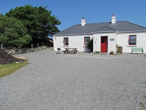 Front trad elevation Cuach Cottage.