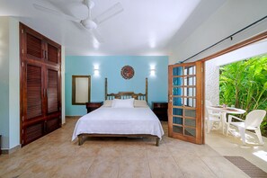 Garden Apartment III  - Bedroom with king bed