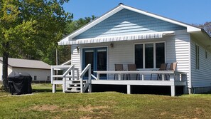 Deck has river view