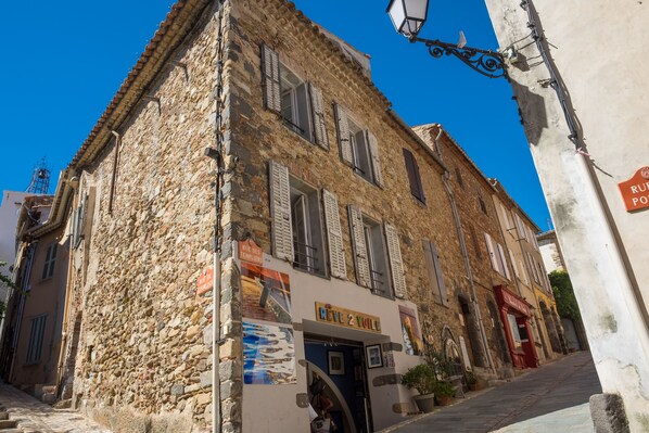 Exterior
