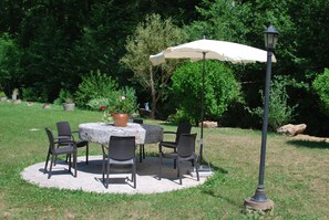 Jardin en bordure du petit ruisseau