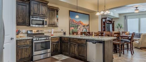 Fully stocked large gourmet kitchen with all the comforts of home