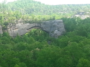 Great hiking at natural arch just minutes away on south 27.