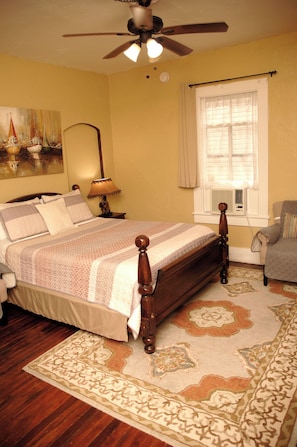 Bedroom/living area