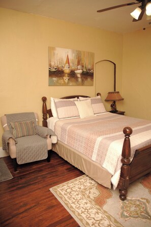 Bedroom/living area