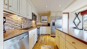 Spacious Kitchen