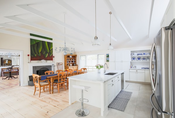 Kitchen Dining Area with Fireplace