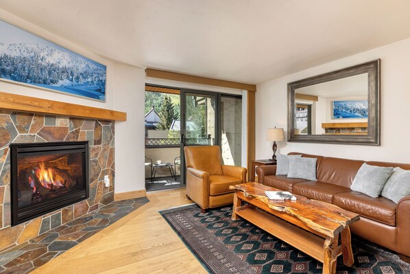Living Room With Sofa Sleeper