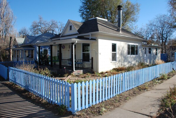 Downtown Boulder - 3 Bedroom House