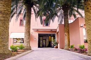 Entrada de la propiedad