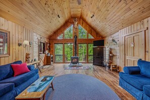 Tall ceilings gives plenty of space overhead!