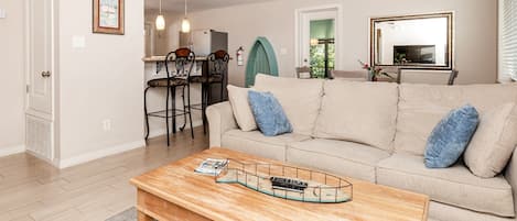 Azalea Cottage Living Room 