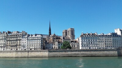 BEAUTIFUL VIEW ON SAINT-LOUIS ISLAND