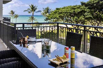 20FT WALK TO BEACH/ OCEAN VIEWS/BOOK 7 NIGHTS & GET THE 8TH NIGHT FREE