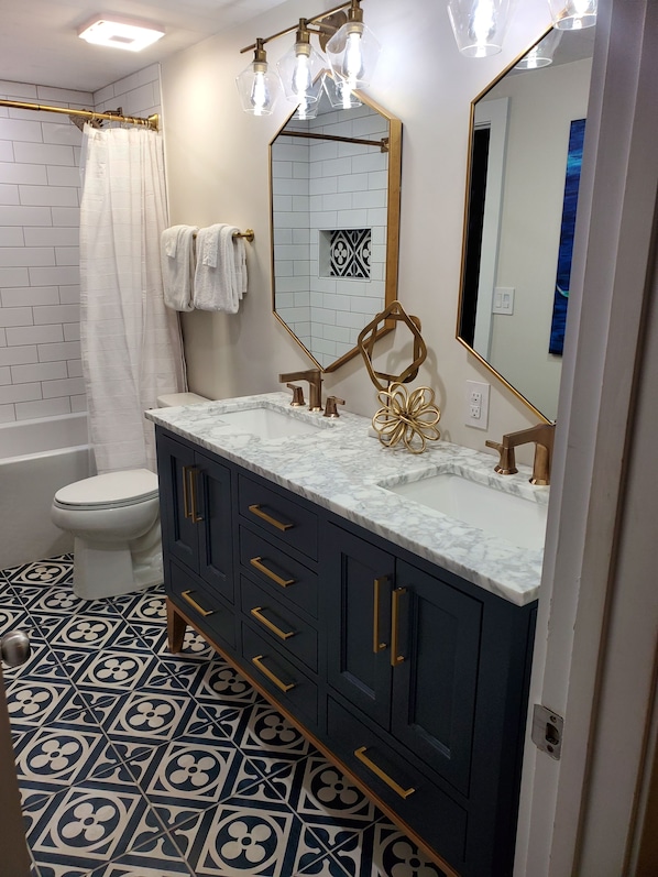 New guest bathroom 