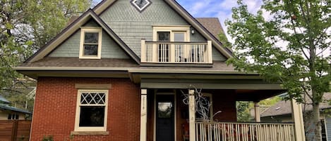 1901 Victorian Charm. 3,000 sq. ft house with open floorplan.