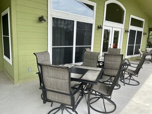 Upper patio dining - two tables of 4 or combine to seat 8