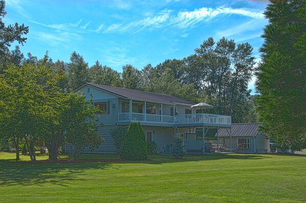 Guest House Exterior SE View