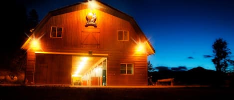 Best Cozy Barn in the Rocky Mountains of Beautiful British Columbia