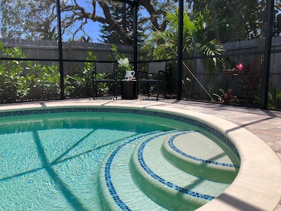 The Casa Coco | Coronado: Updated home, Heated pool close to S. Venice beach. 