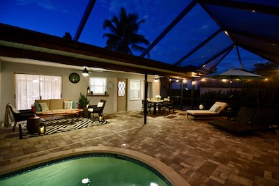 The Casa Coco | Coronado: Updated home, Heated pool close to S. Venice beach. 