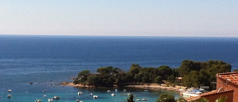 Vista para a praia ou o mar