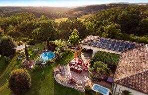 Villa Magarre - Outside view by drone - Large garden - Heated swimming pool - Spa - Terrace with garden furniture - Plancha - Brasero 
