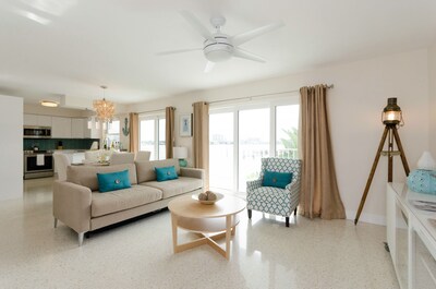 Waterfront Clearwater Beach,Fall dates reduced from $359 to as low as $189!